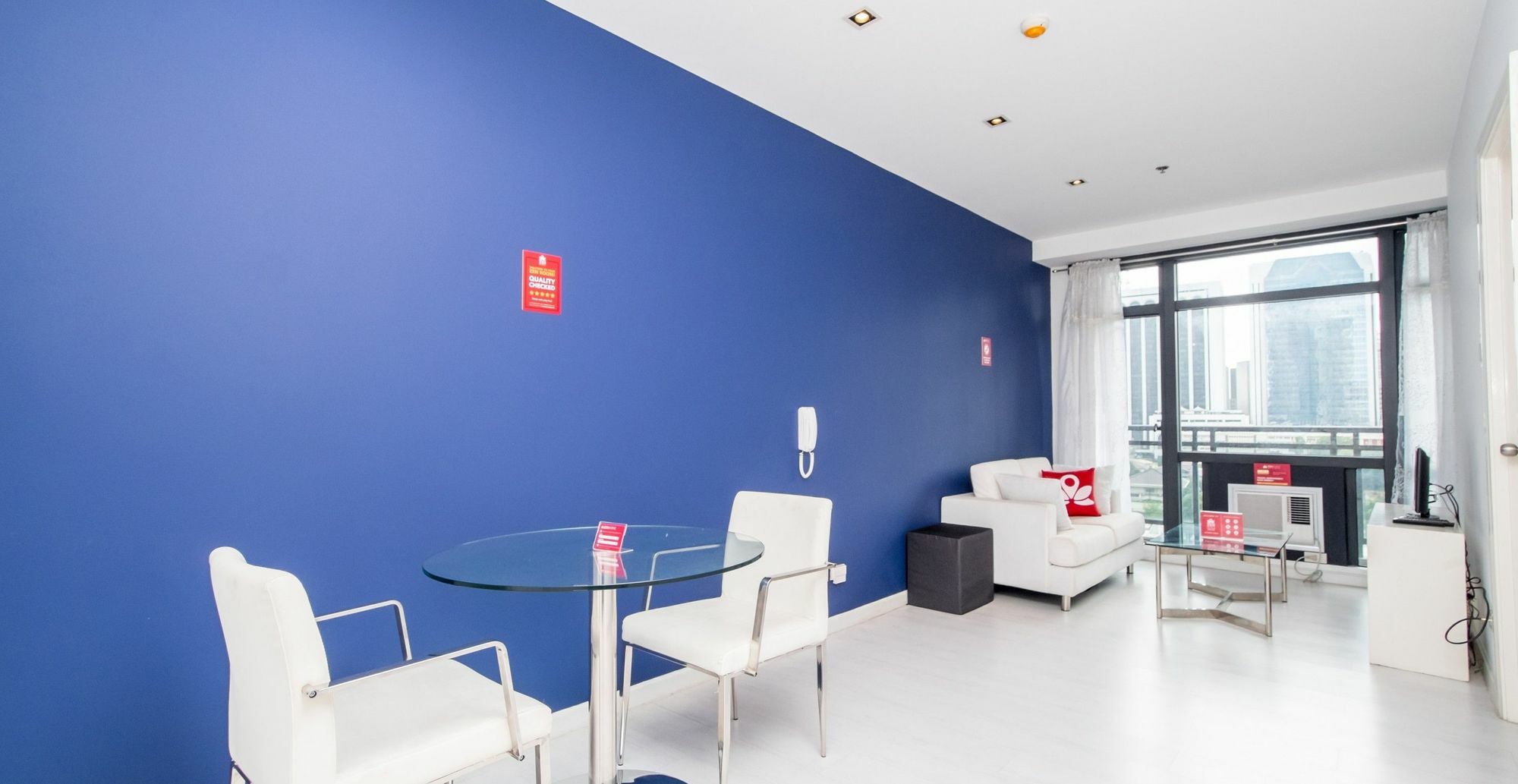 Zen Home Gramercy Residences Makati Макати Экстерьер фото