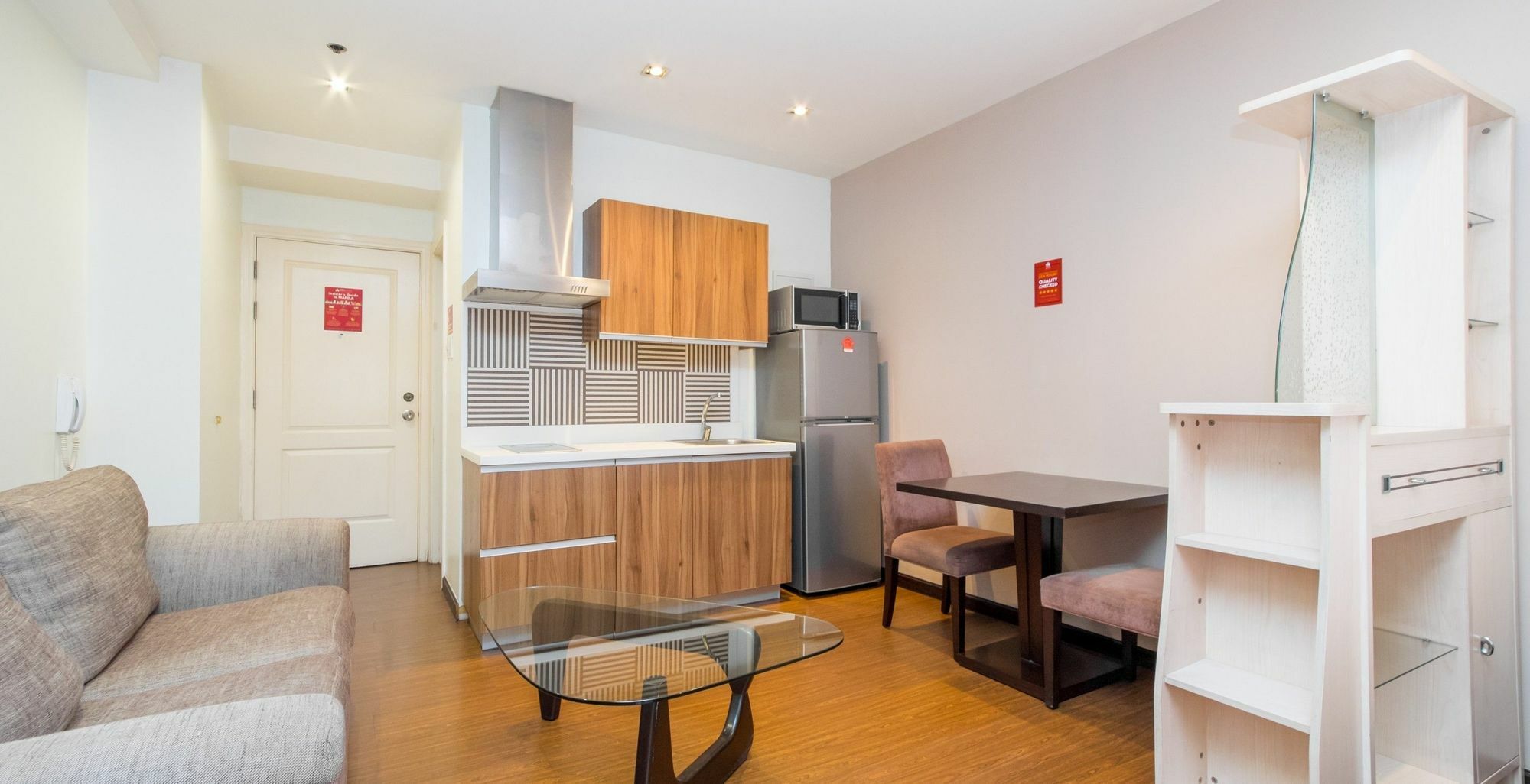 Zen Home Gramercy Residences Makati Макати Экстерьер фото